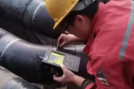 <a href=http://m.xishanlinyu.com/e/tags/htag.php?tag=jinan target=_blank class=infotextkey>濟南</a>不銹鋼壓縮空氣管道安裝現場